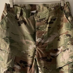 U.S. Army OCP/ACU Female Pants 31Reg